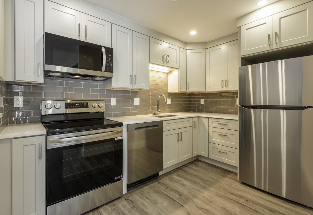 1 Centennial 1bd-25