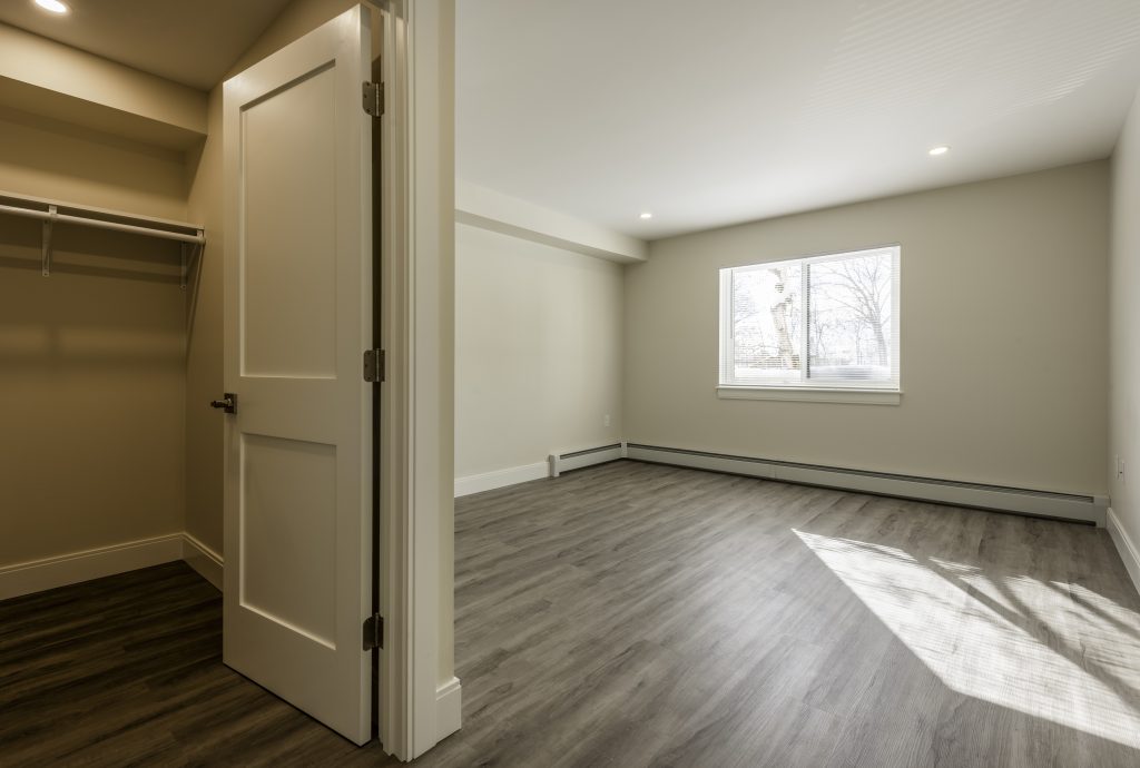 1 Centennial 1bd-27