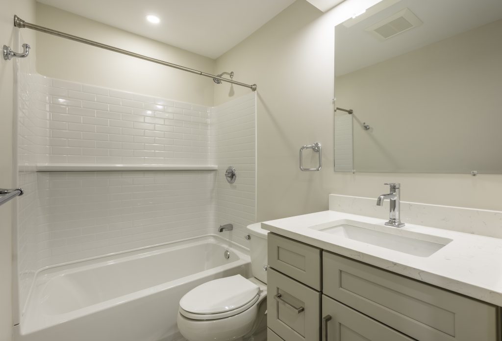 1 Centennial 1bd-31